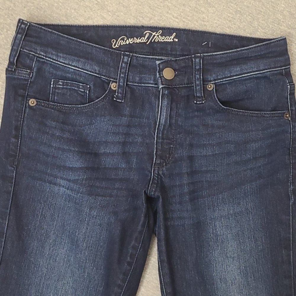 Universal Thread Skinny Jeans. - Picture 4 of 8